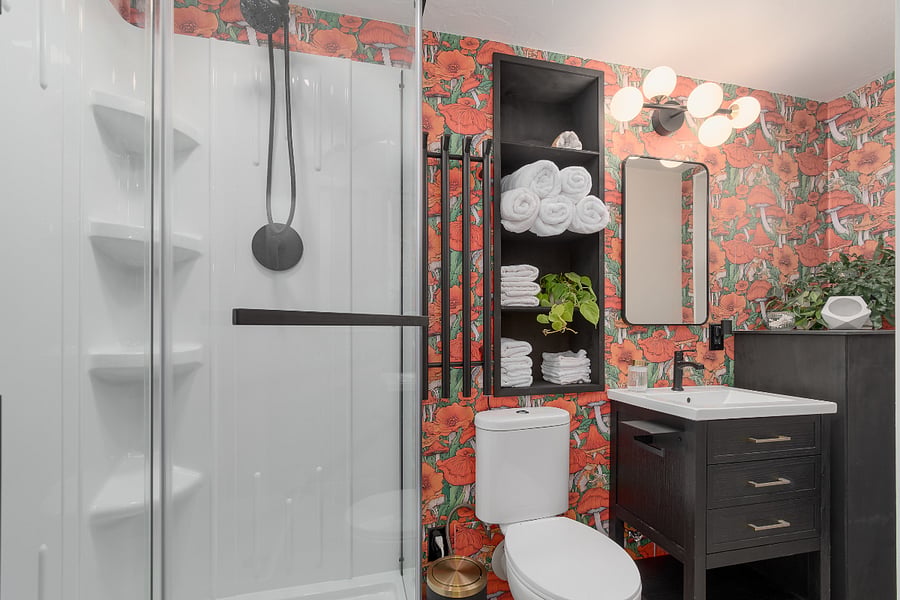 All linens provided are full size and 100% cotton along with blowdryer and first aid kit.