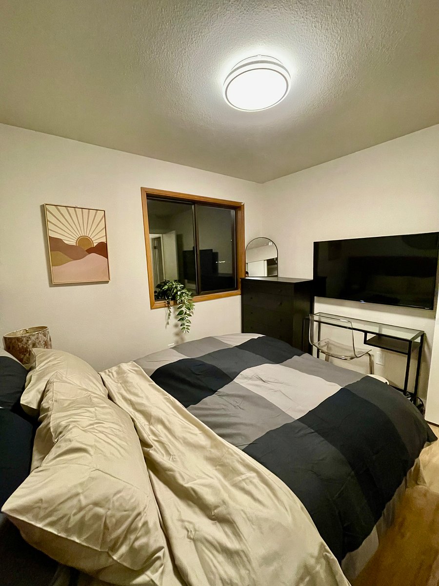 Bedroom 3 - Upstairs 
