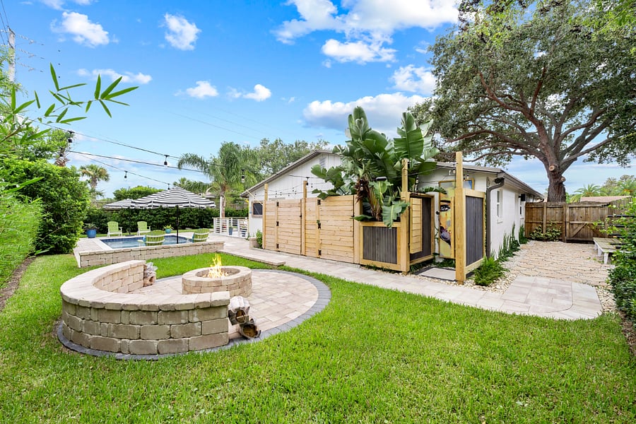 Furnished Finder property 802352_1 photo 18