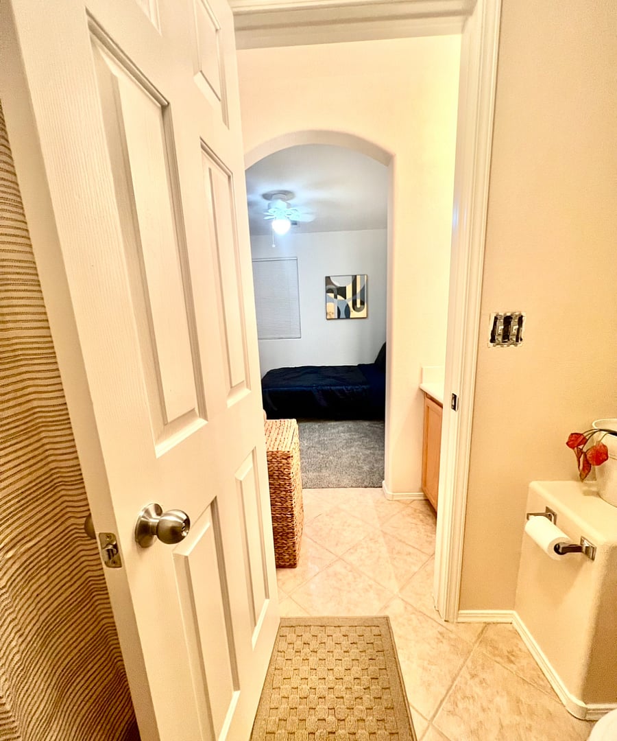 Furnished Finder property 802470_1 photo 32