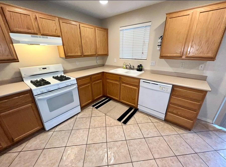 Furnished Finder property 802470_1 photo 36