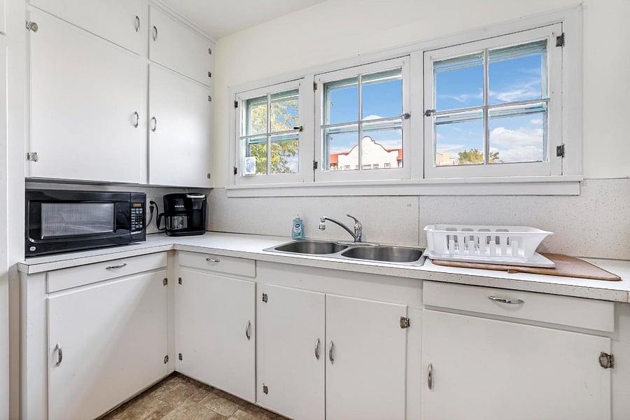 Furnished Finder property 802503_1 photo 3