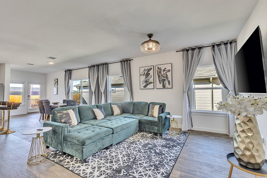 Furnished Finder property 802600_1 photo 2