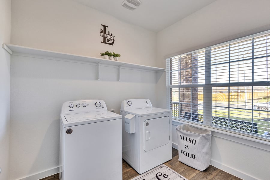 Furnished Finder property 802600_5 photo 8