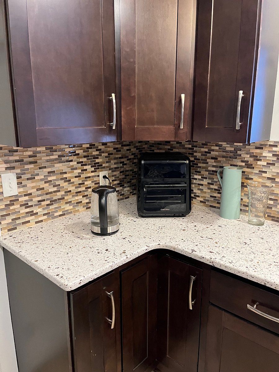 Furnished Finder property 802627_1 photo 3