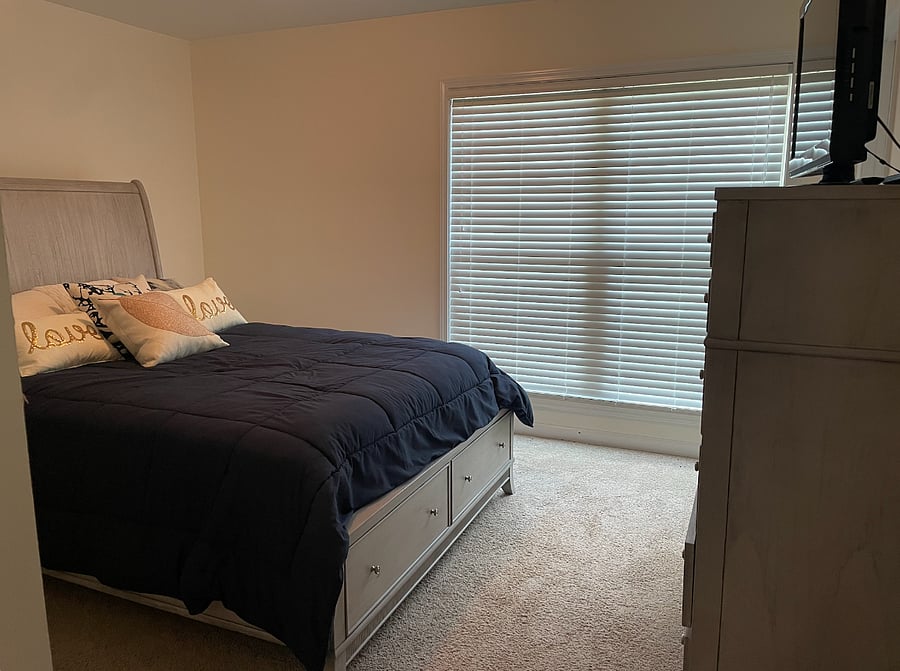 2nd bedroom