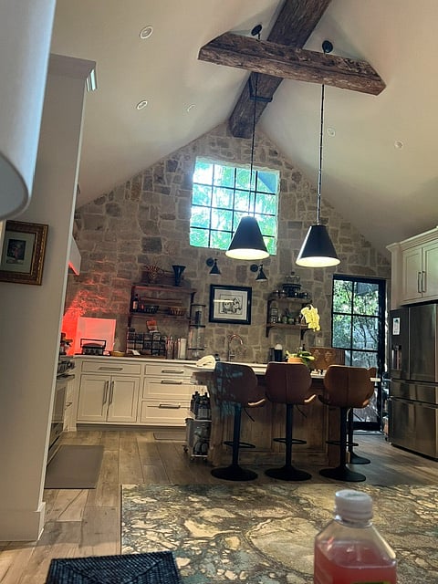 Furnished Finder property 802946_1 photo 4