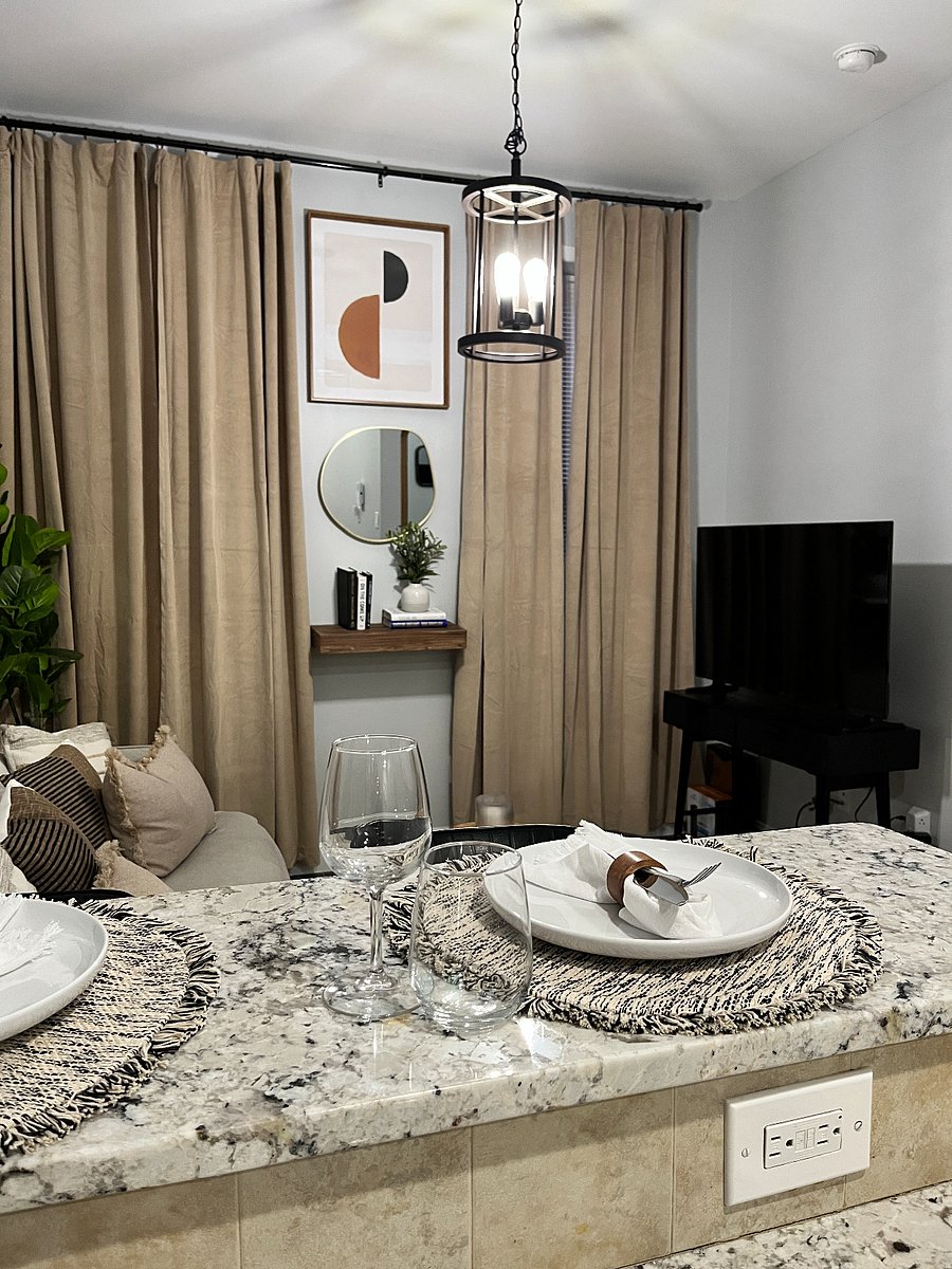 Furnished Finder property 803009_1 photo 1