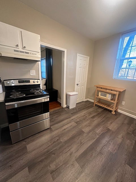 Furnished Finder property 803016_2 photo 8