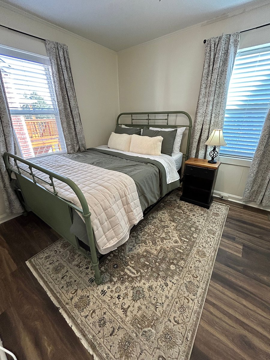 Furnished Finder property 803066_1 photo 23