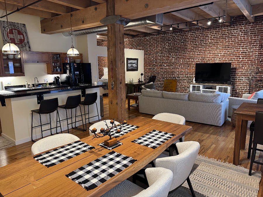 Furnished Finder property 803077_1 photo 2