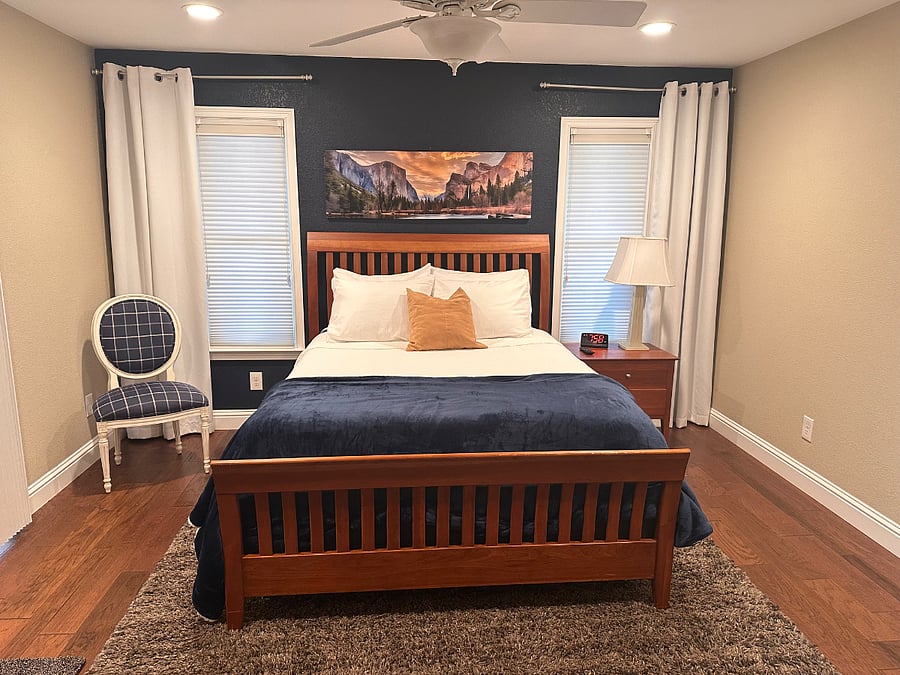 Queen size bed