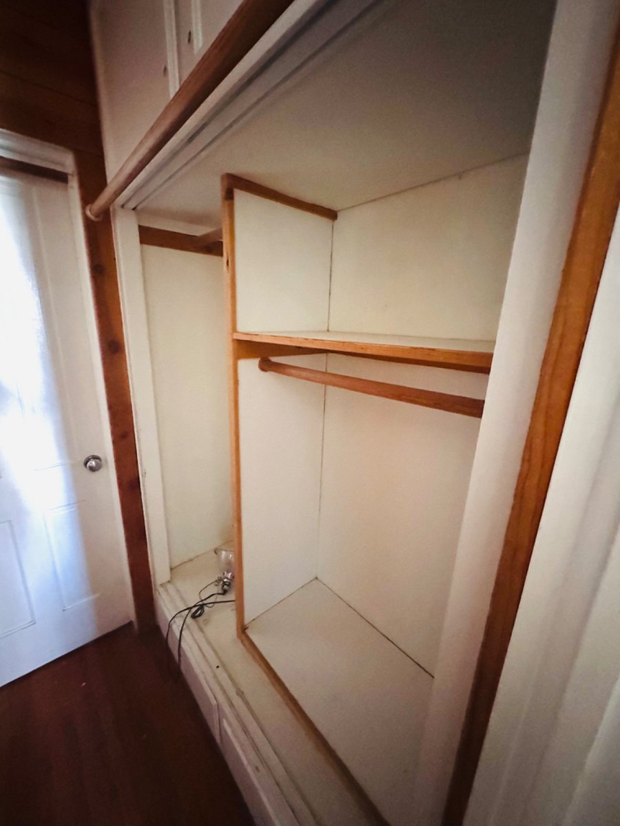 walk in closet