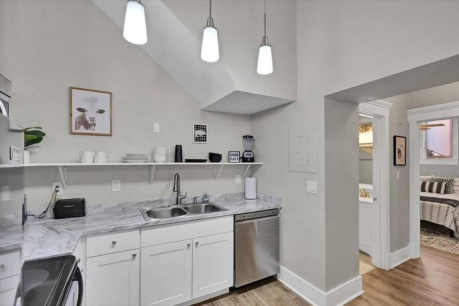 Furnished Finder property 803366_1 photo 17