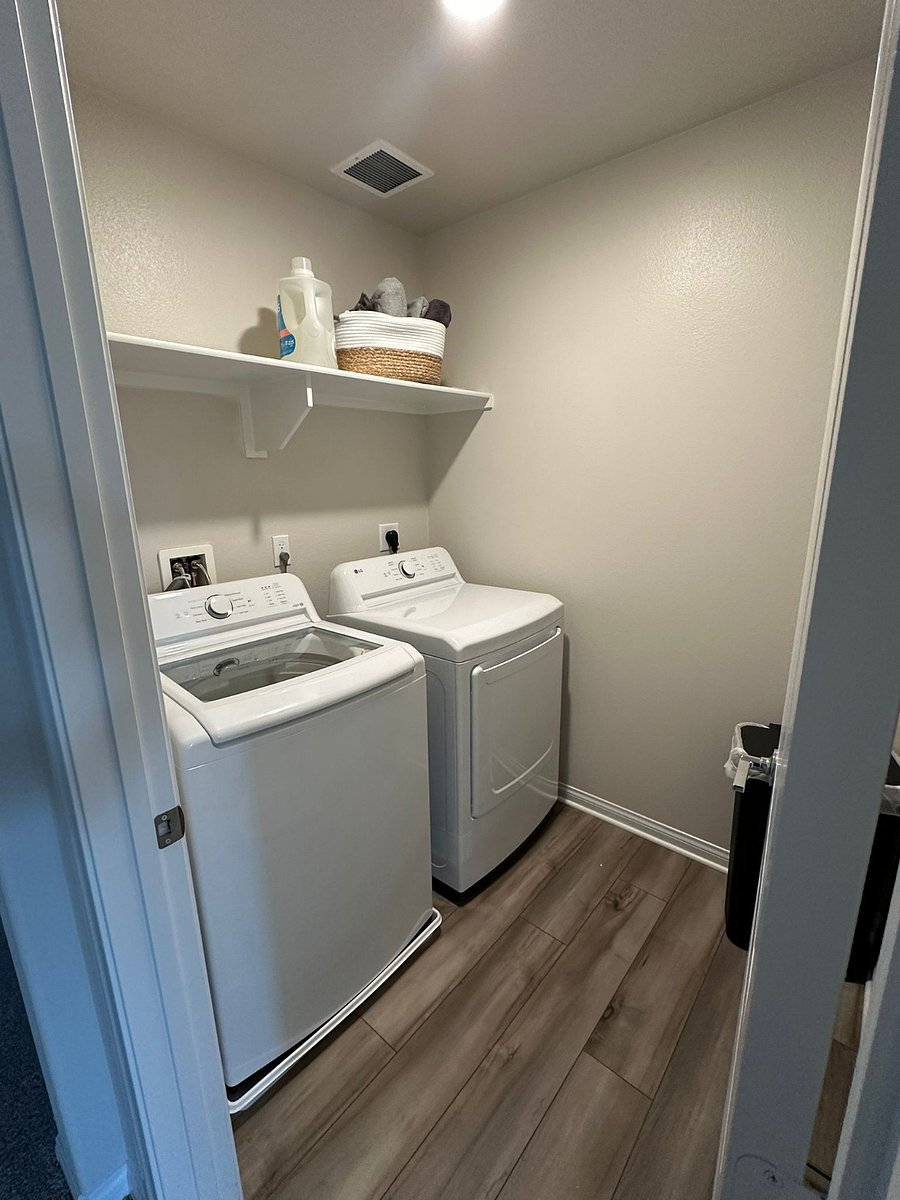 Furnished Finder property 803393_1 photo 10