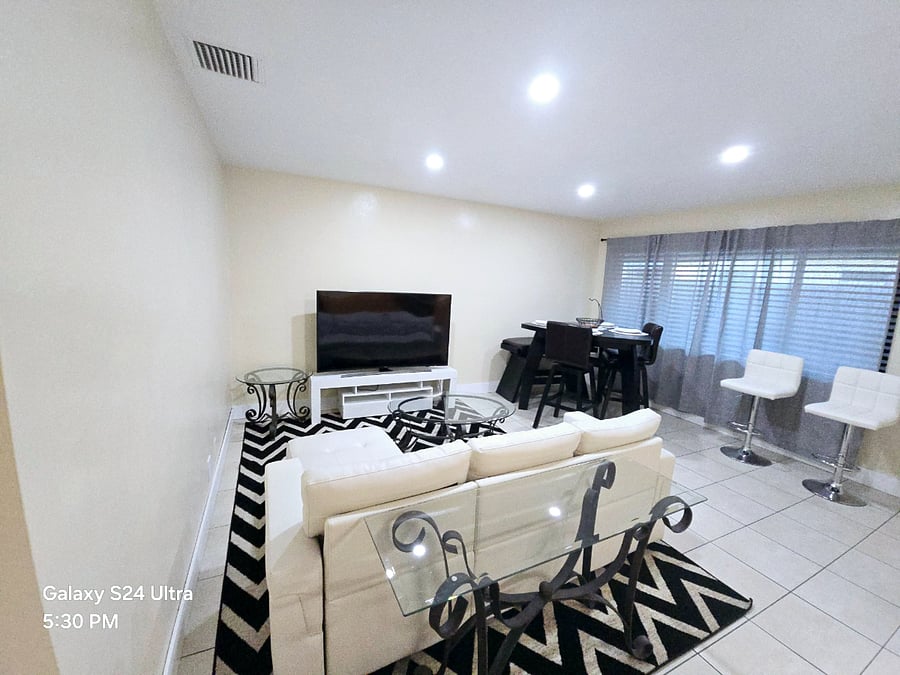 Furnished Finder property 803408_1 photo 3