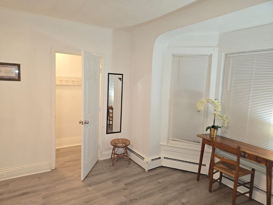 Walk in Closet