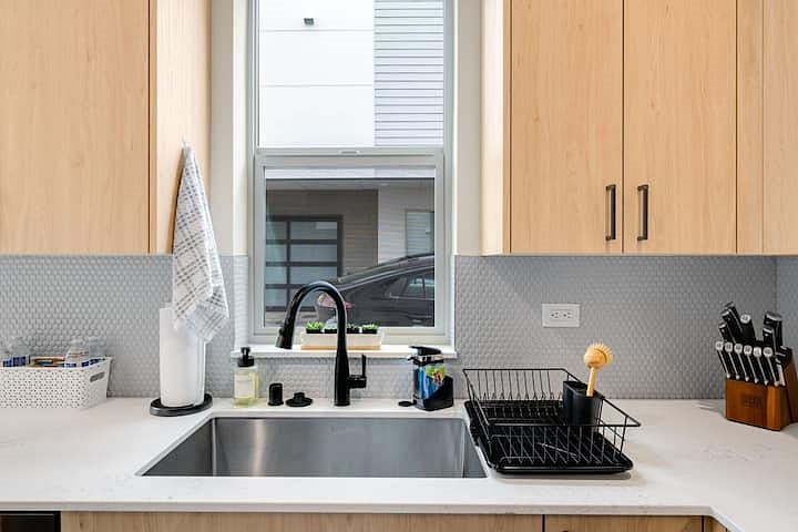 Furnished Finder property 803663_1 photo 16