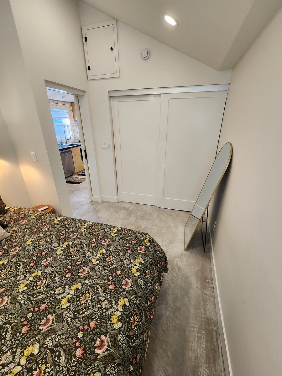 Furnished Finder property 803689_1 photo 8