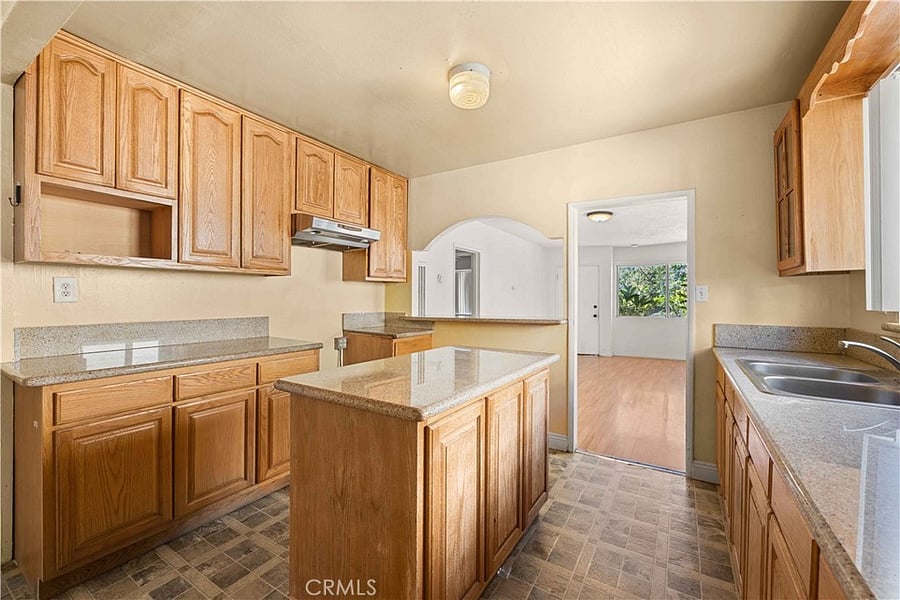 Furnished Finder property 803735_1 photo 1