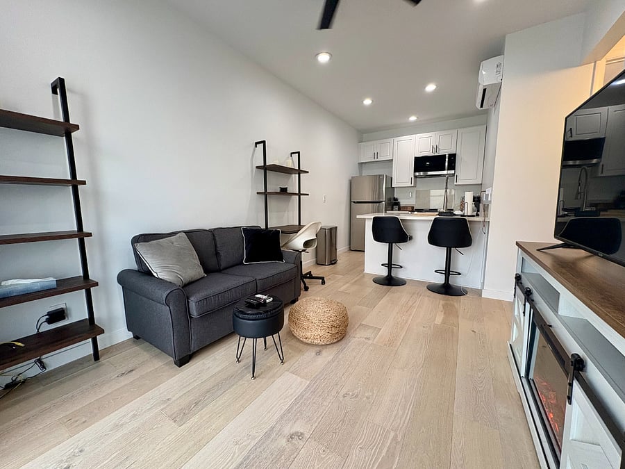 Furnished Finder property 803879_1 photo 2