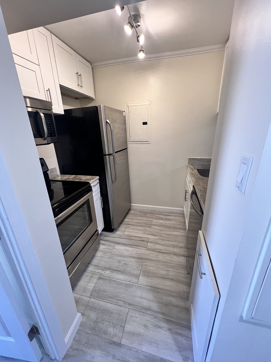 Furnished Finder property 803902_1 photo 11