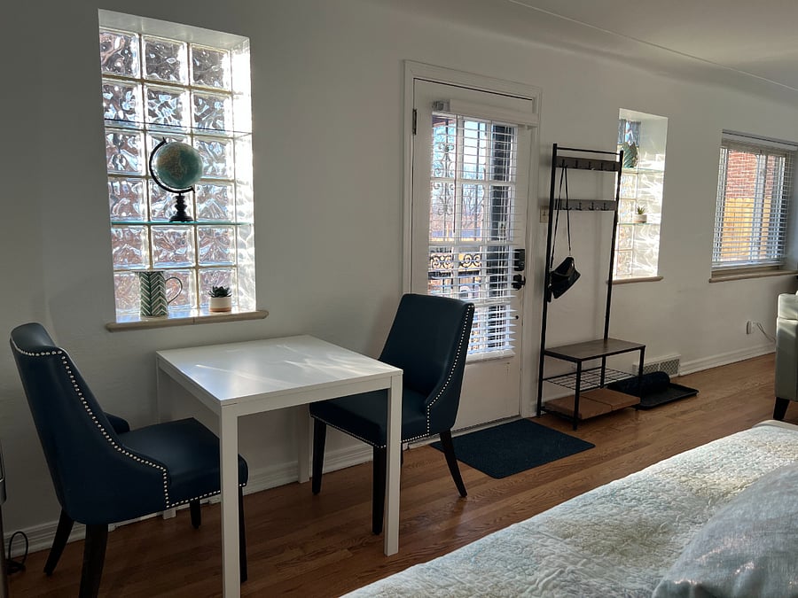 Extendable Table for additional workspace options.