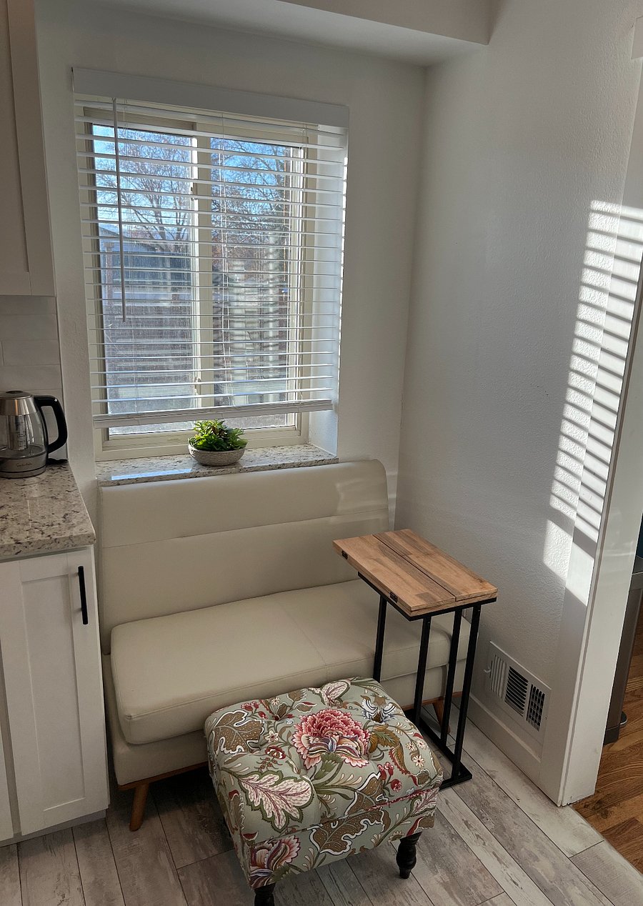 Extendable table