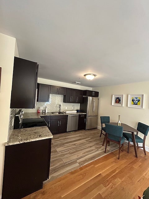 Furnished Finder property 803971_1 photo 10