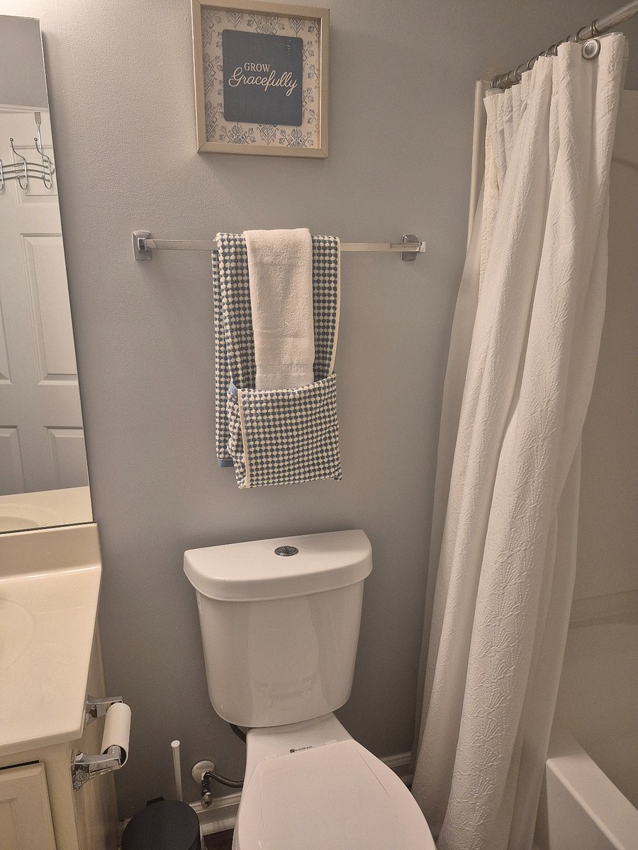 Furnished Finder property 803988_1 photo 17