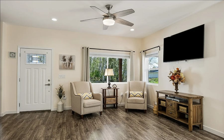 Furnished Finder property 804125_1 photo 6