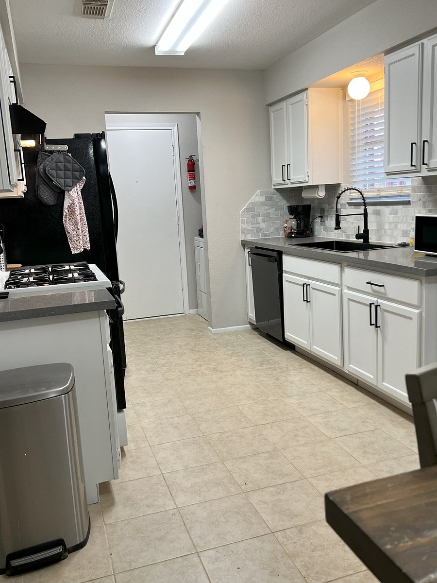 Furnished Finder property 804256_1 photo 4