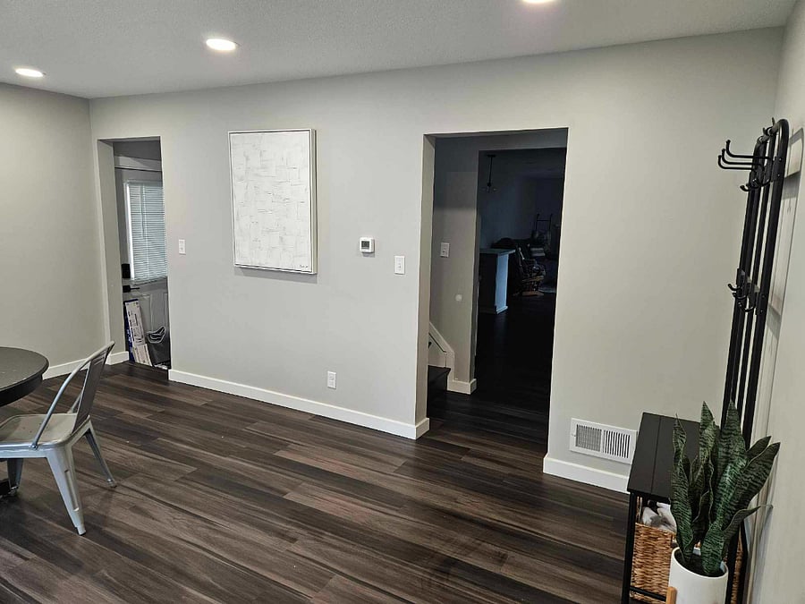 Entry / Dining Room