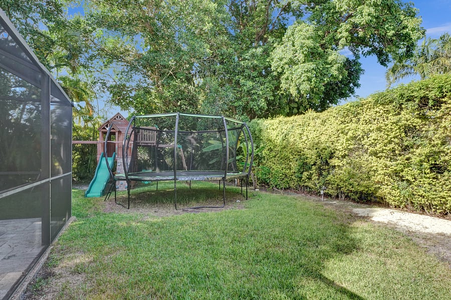 Furnished Finder property 804348_1 photo 24