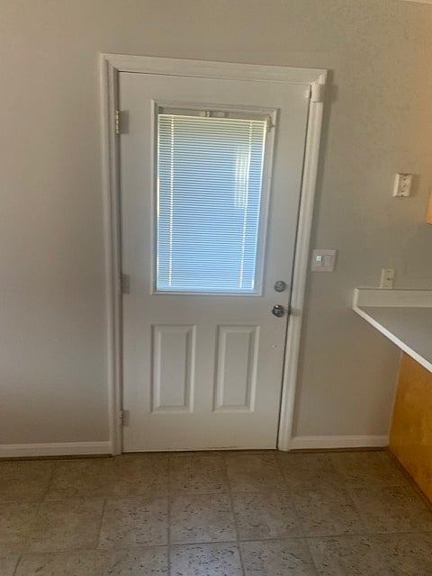 Furnished Finder property 804390_1 photo 14