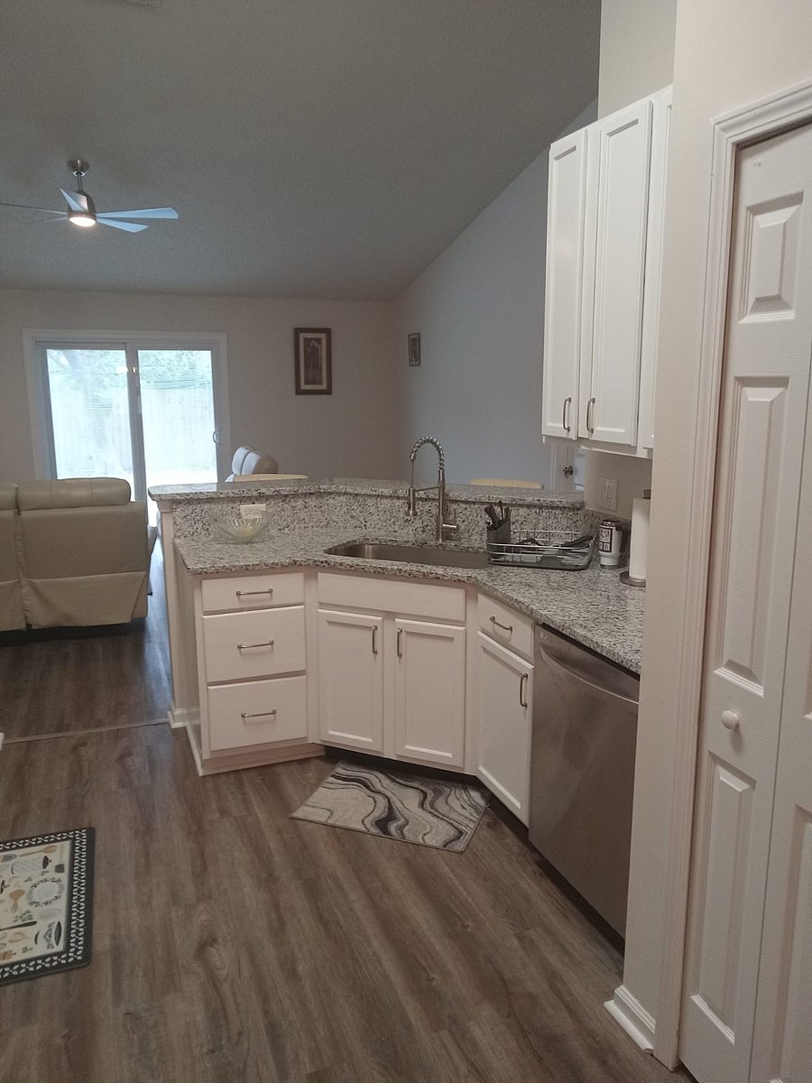 Furnished Finder property 804419_1 photo 13