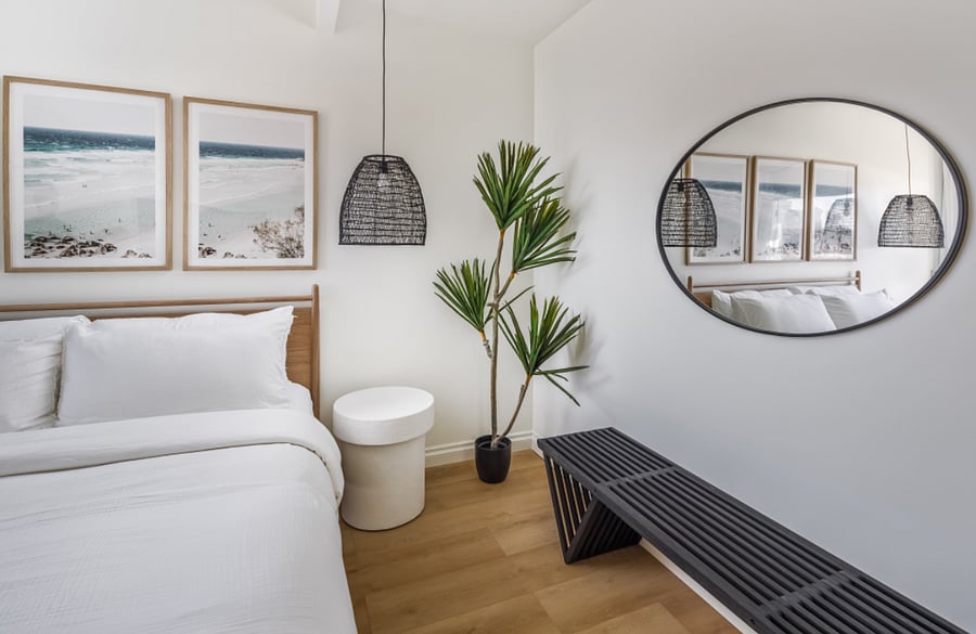 Primary bedroomwith en suit bathroom