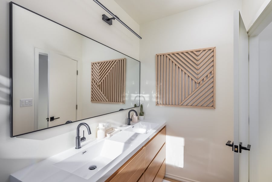 Walk in shower in primary bedroom
