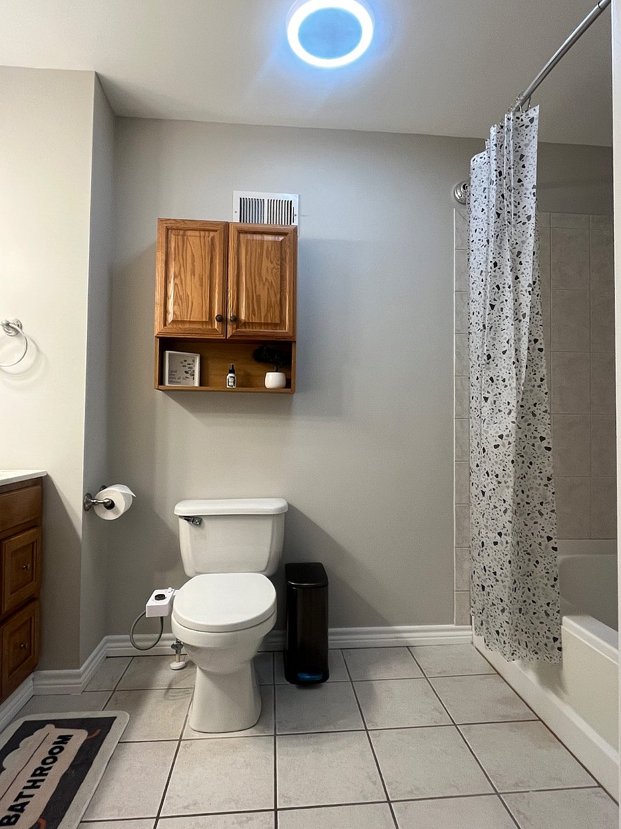 Master Bedroom - In-suite, master bathroom with jaccuzi-tub. Private balcony. 