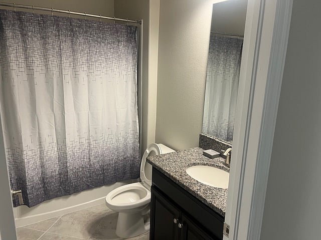 2nd bathroom adjoining 3rd bedroom....