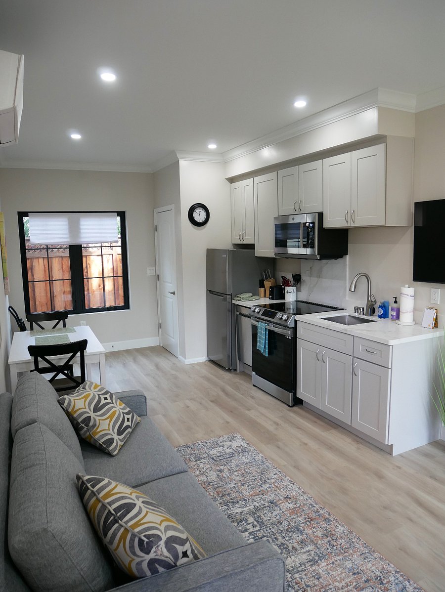 Furnished Finder property 804659_1 photo 3