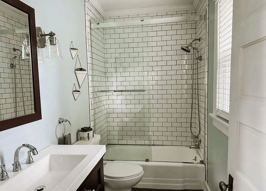 Newly updated bathroom on 1st floor.