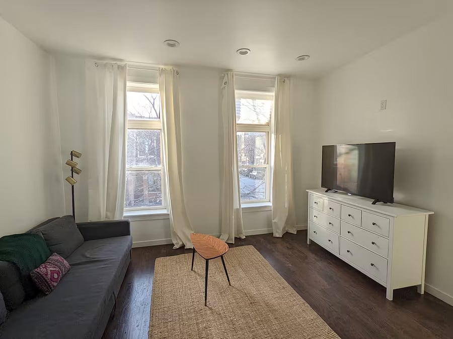 Furnished Finder property 804678_1 photo 2
