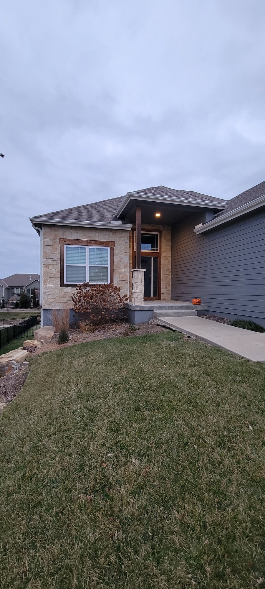 Furnished Finder property 804682_1 photo 3
