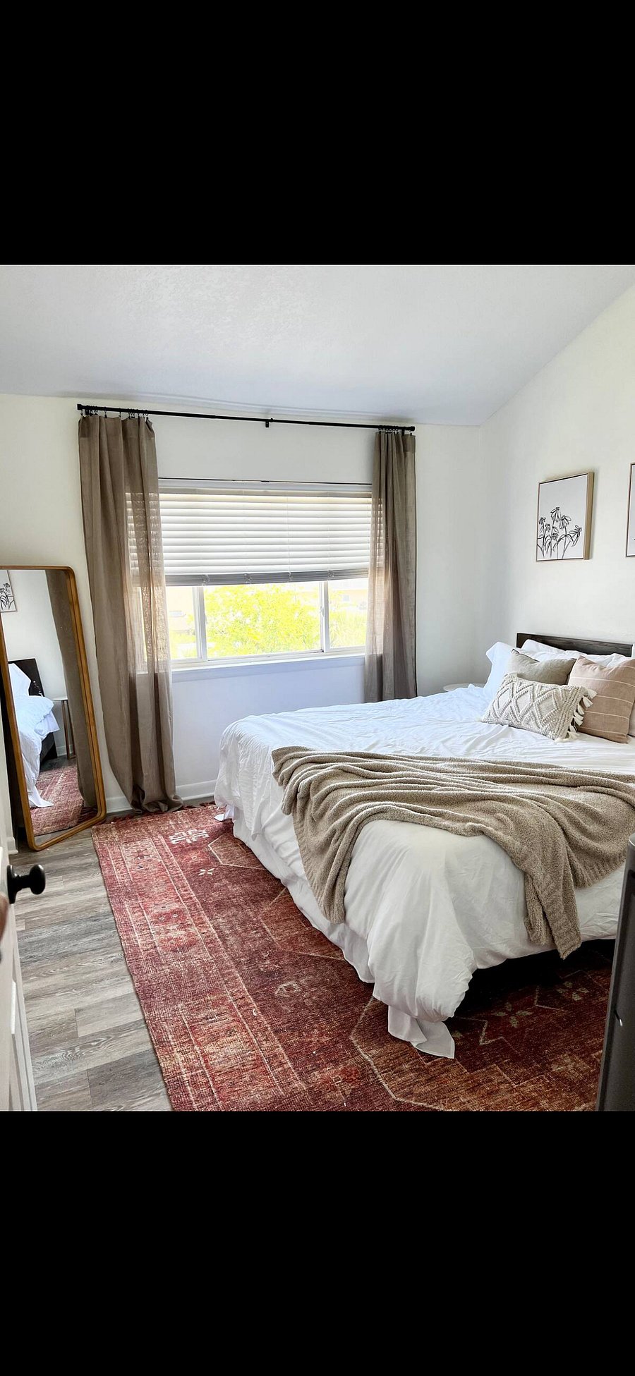 Upstairs bedroom