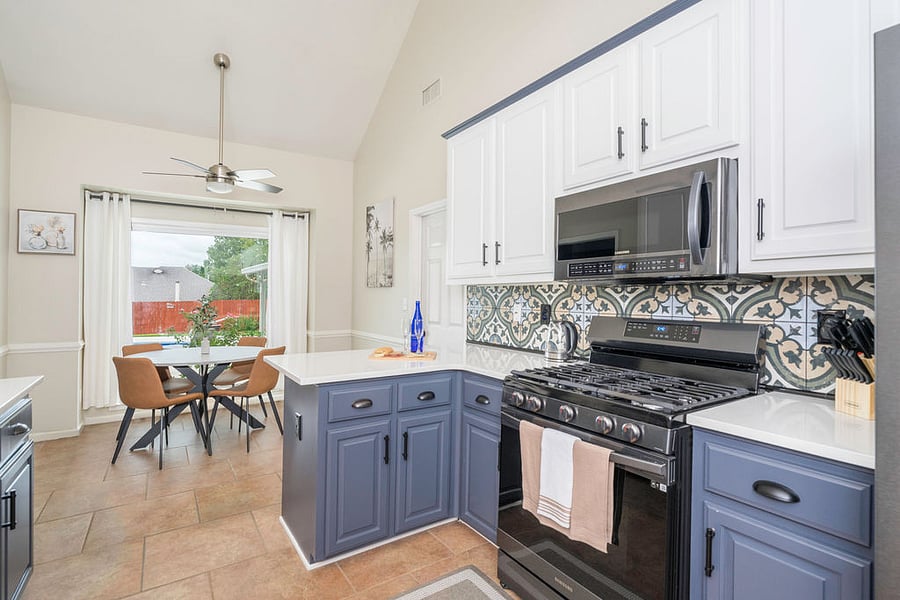 Furnished Finder property 804706_1 photo 3