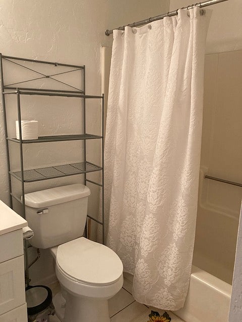 Bathroom 1 with tub and shower