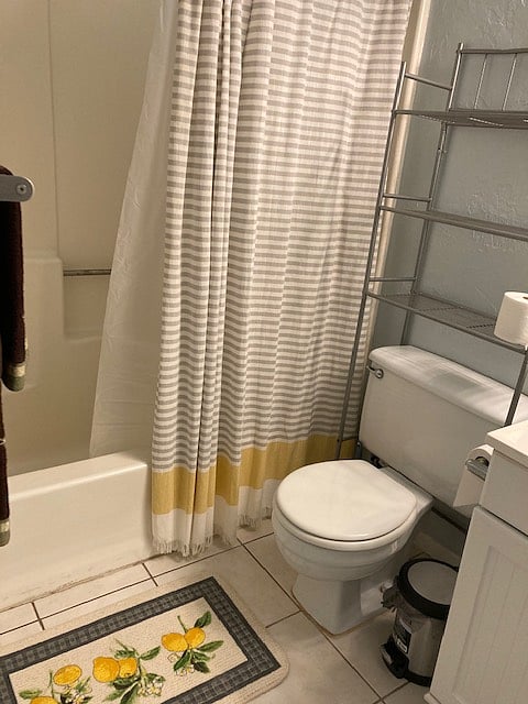 Bathroom 2 with tub and shower