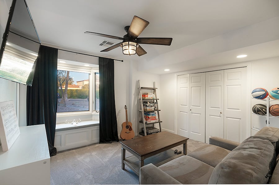 BEDROOM 4