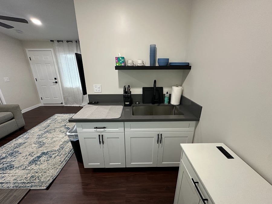 Furnished Finder property 804779_2 photo 3